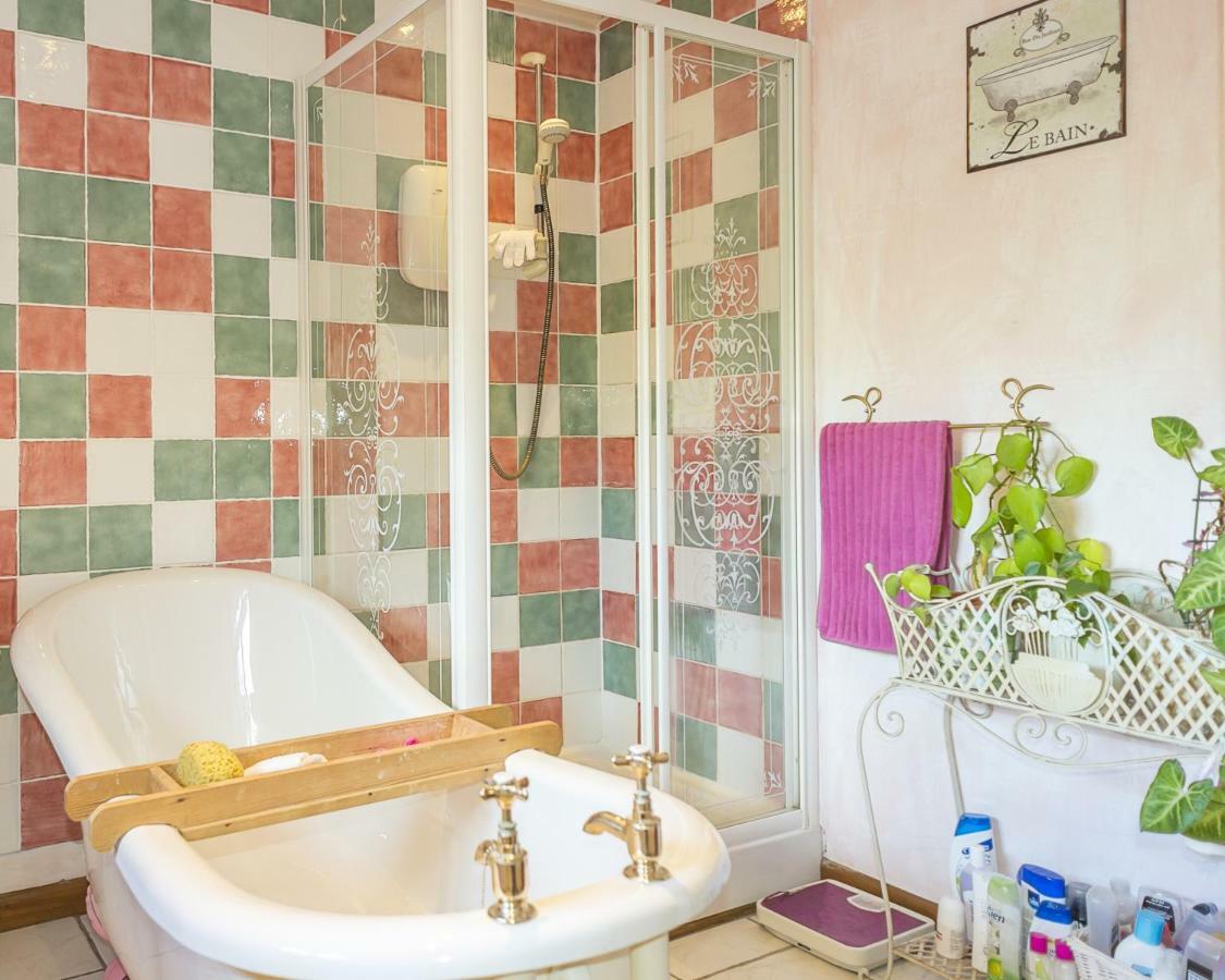 Sweetwater Farm Bed & Breakfast Пензанс Екстериор снимка
