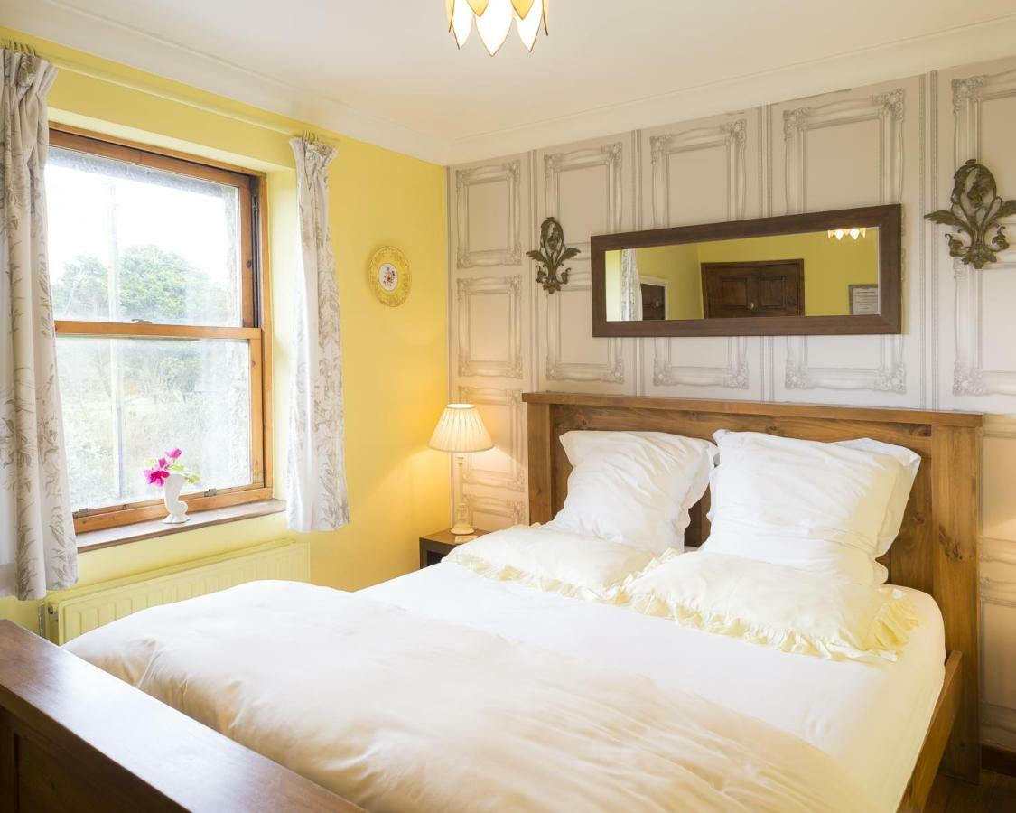 Sweetwater Farm Bed & Breakfast Пензанс Екстериор снимка