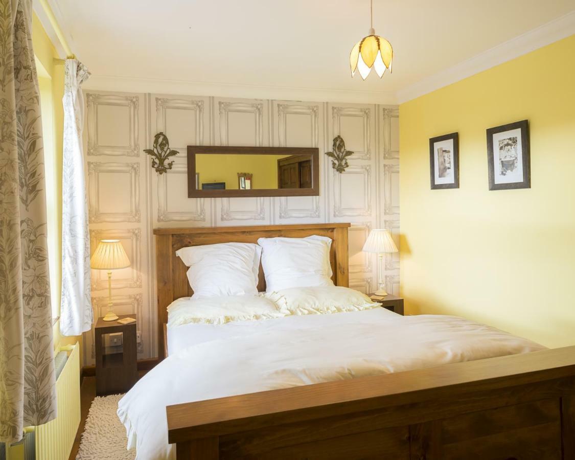 Sweetwater Farm Bed & Breakfast Пензанс Екстериор снимка