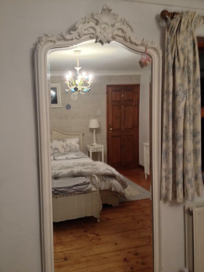 Sweetwater Farm Bed & Breakfast Пензанс Екстериор снимка
