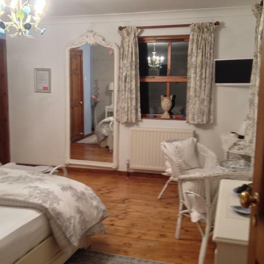 Sweetwater Farm Bed & Breakfast Пензанс Екстериор снимка